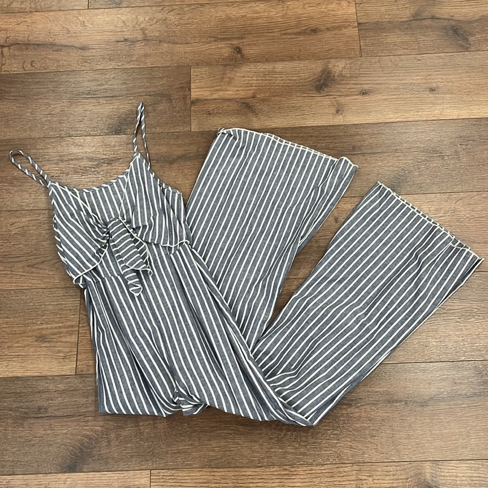 Striped Jumpsuit with bow